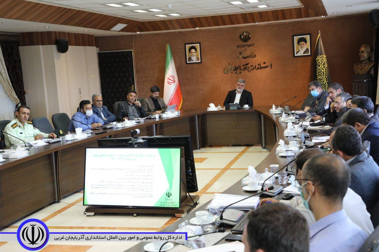 استاندار آذربایجان‌غربی: فرایند سرمایه‌گذاری در معادن آذربایجان‌غربی تسهیل می شود / مطالعات معادن جنوب استان تا پایان سال اتمام می یابد
