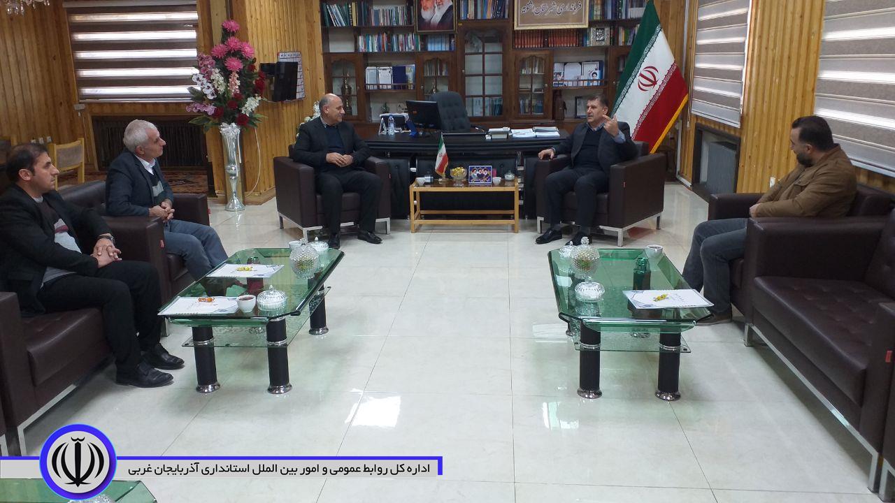نشست بخشدار مرکزی با فرماندار اشنویه