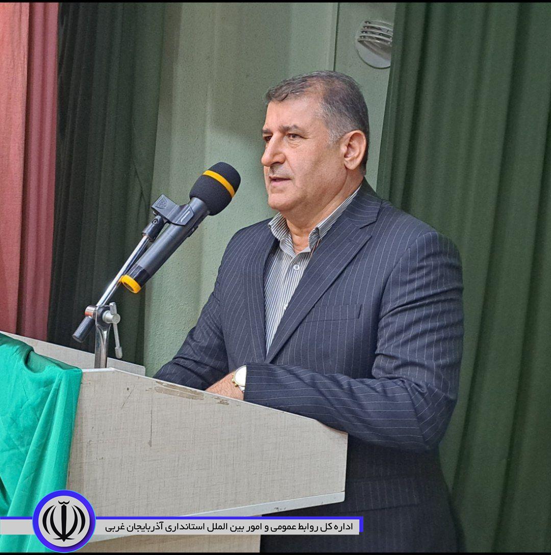 فرماندار اشنویه: امروز به برکت انقلاب، توطئه‌های دشمنان با شکست روبرو شده است و در این بین باید به مردمی که همواره مطیع رهبر خود بوده‌اند، افتخار کرد