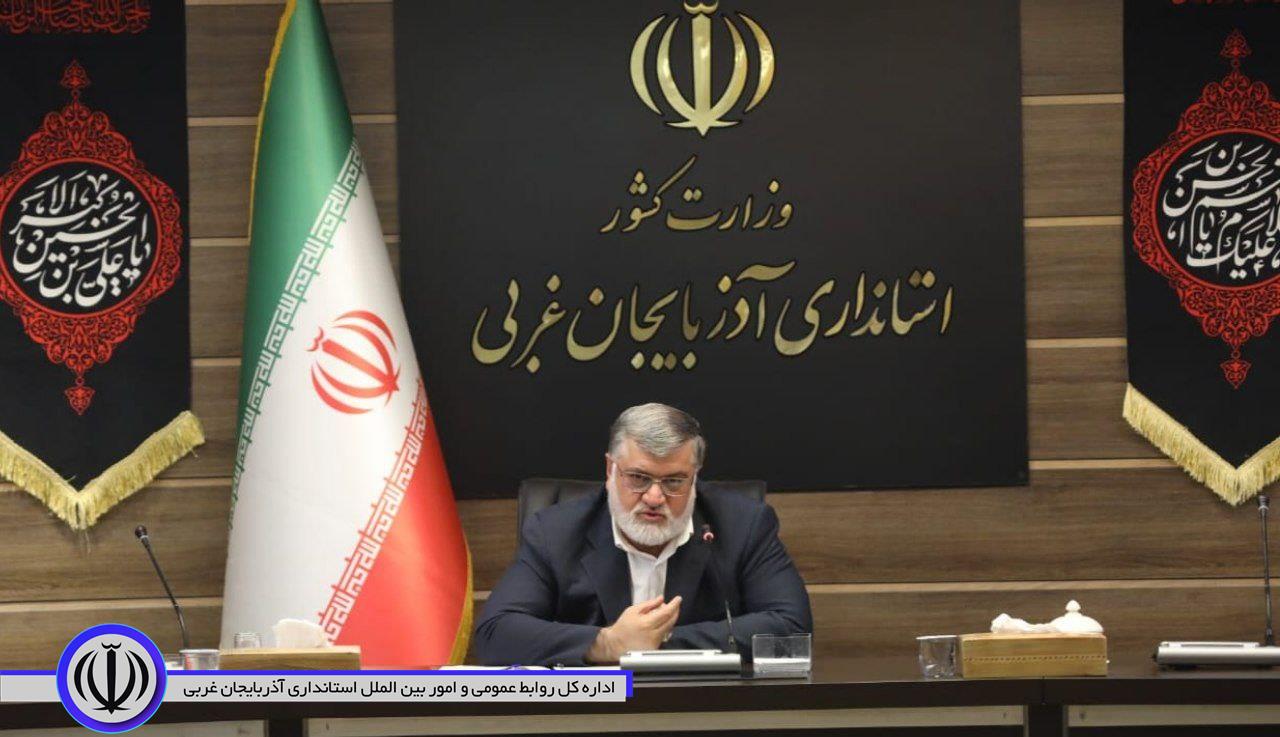 استاندار خواستار شد؛ لزوم راه انداری پایانه های صادراتی تخصصی سیب در آذربایجان غربی / 55 درصد باغات سیب استان بهره وری قابل قبولی ندارد / ضرورت استفاده از ظرفیت دیپلماسی منطقه ای برای صادرات سیب