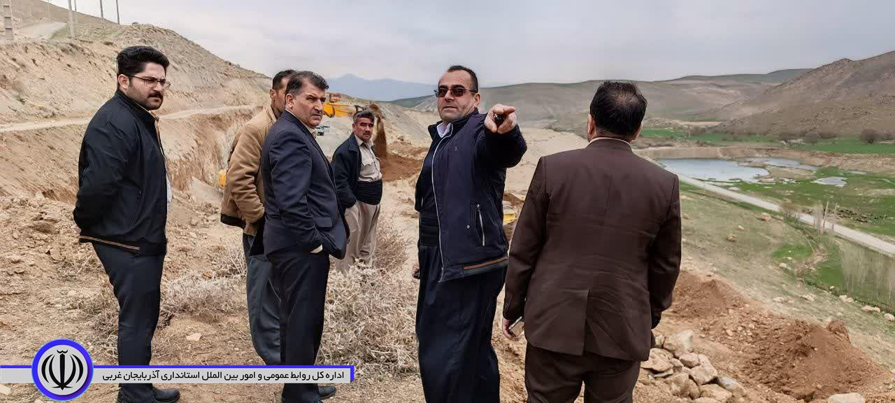 بازدید فرماندار اشنویه از جاده در حال احداث روستاهای باب خالدآباد، قلاتیان و کانی رش