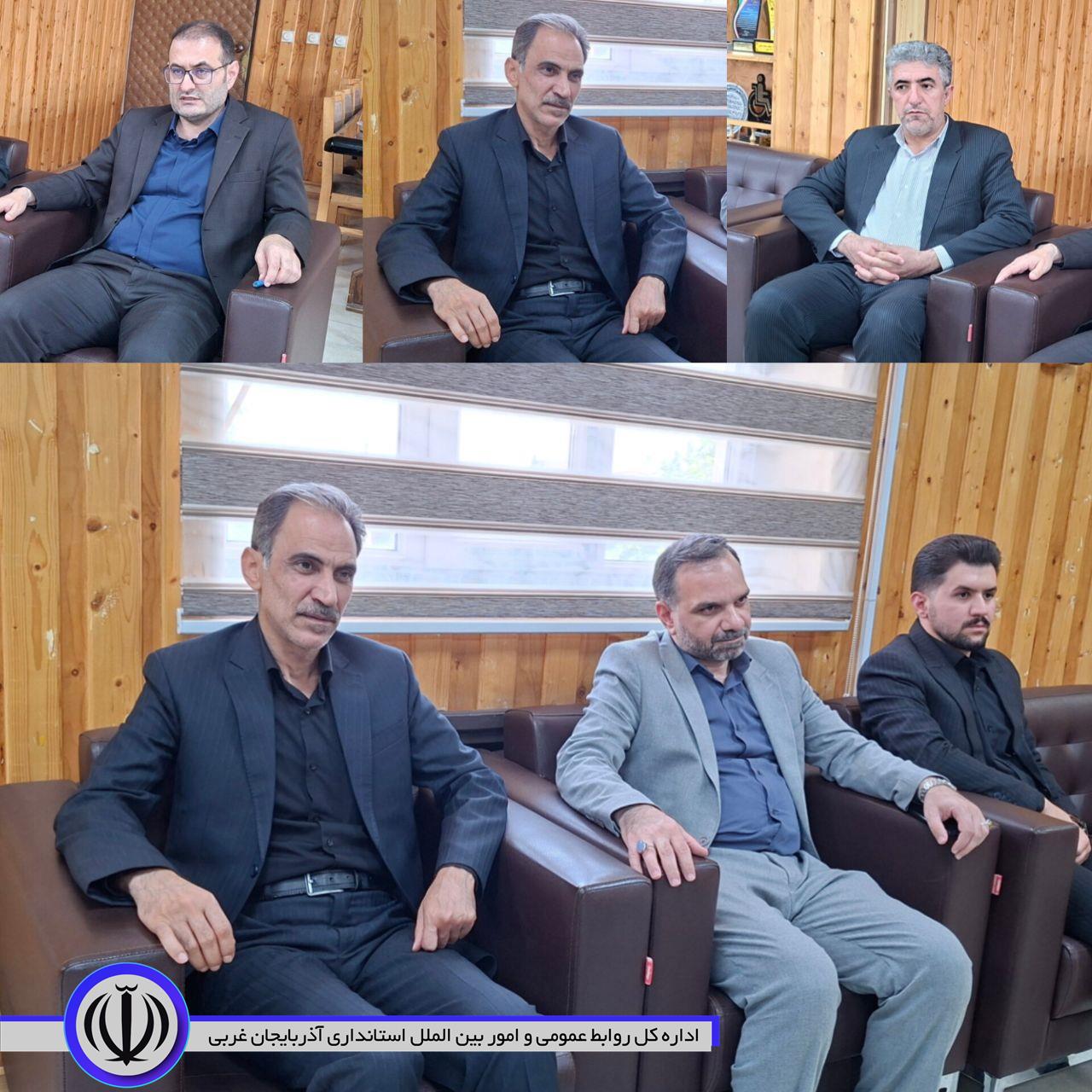 جلسه بررسی مشکلات و نیازهای فضاهای آموزشی شهرستان اشنویه با حضور معاون عمرانی سازمان توسعه و تجهیز مدارس کشور، عبدالسلام مامعزیزی فرماندار شهرستان اشنویه و مدیرکل نوسازی، توسعه و تجهیز مدارس استان