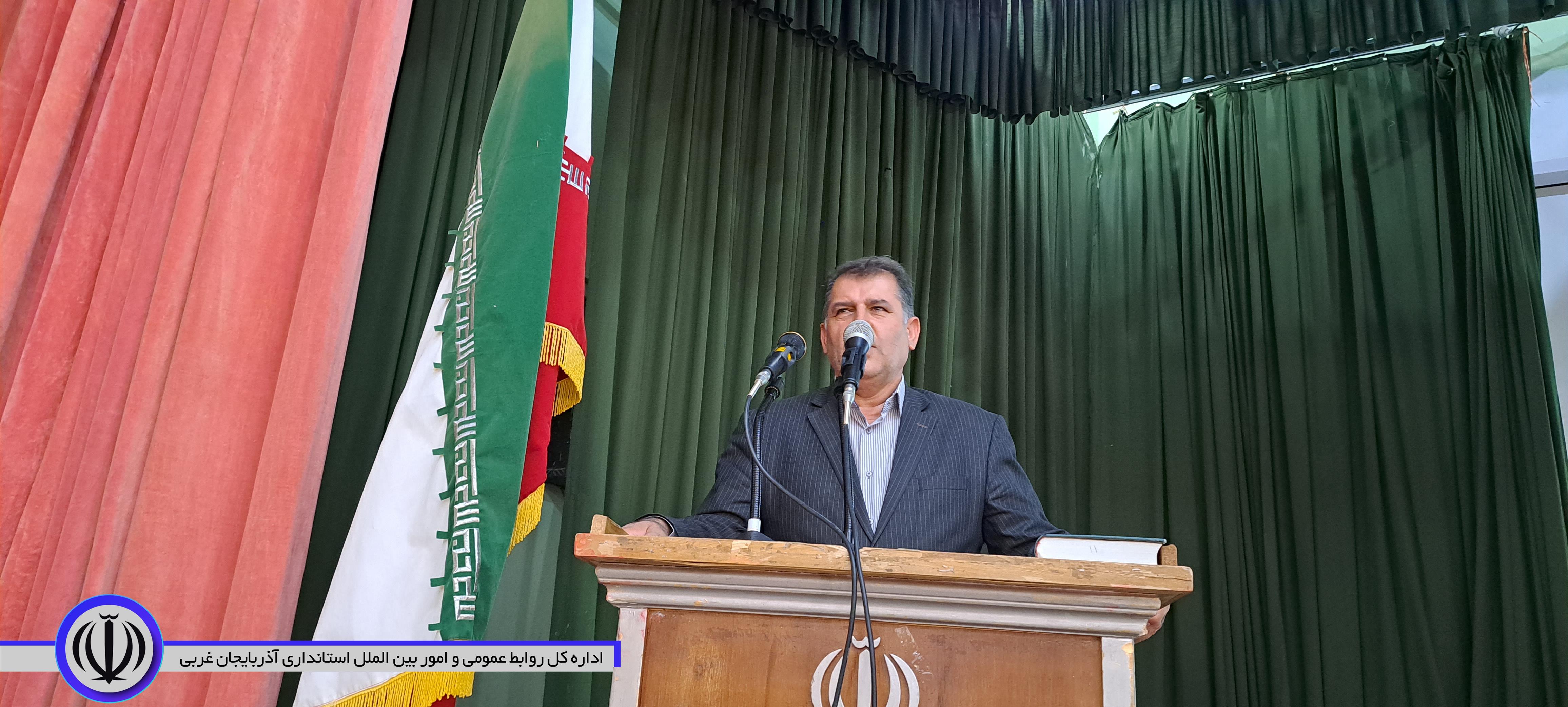 مراسم گرامیداشت روز سرباز در اشنویه