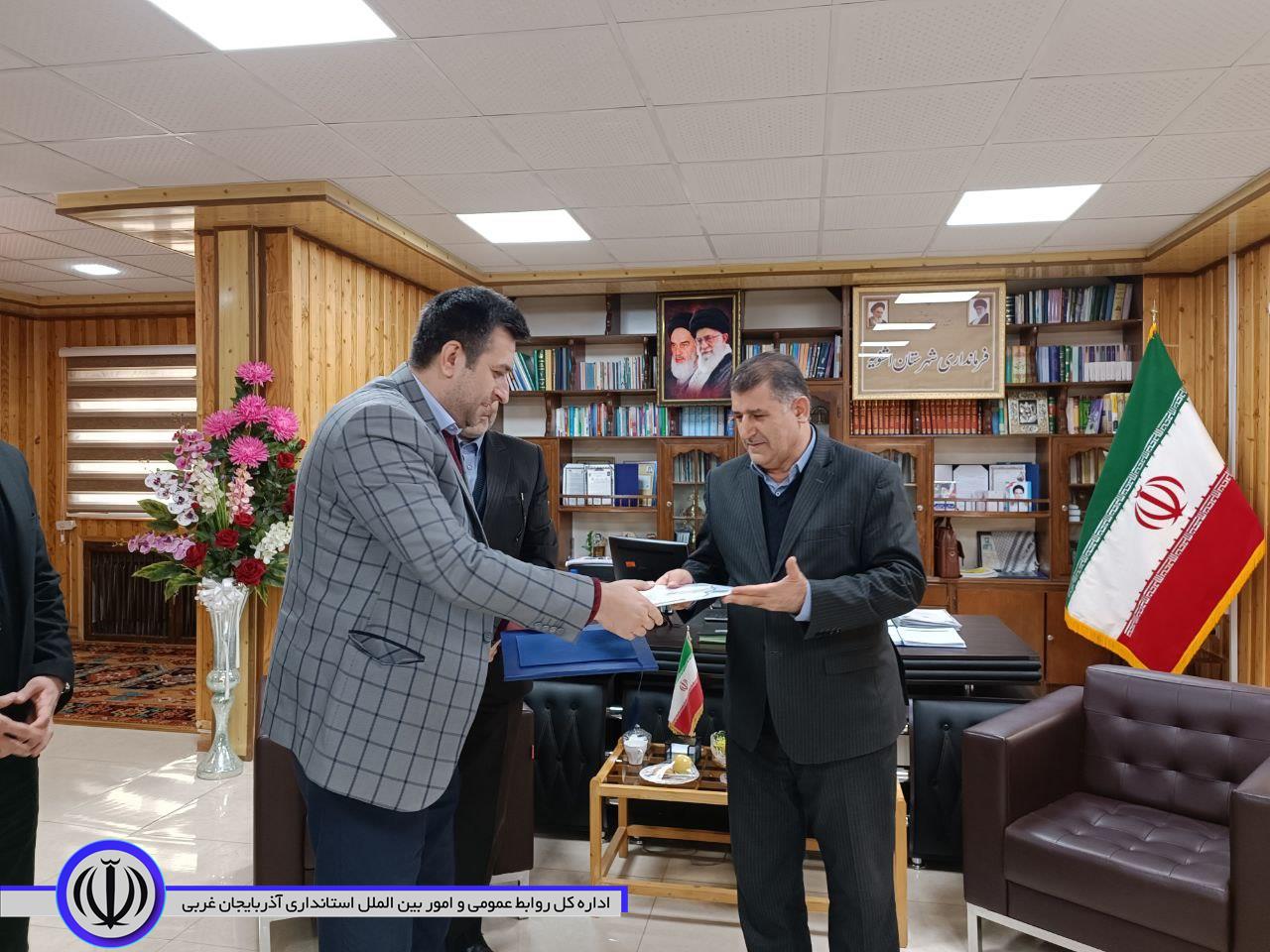 آیین معارفه مدیر منابع آب اشنویه