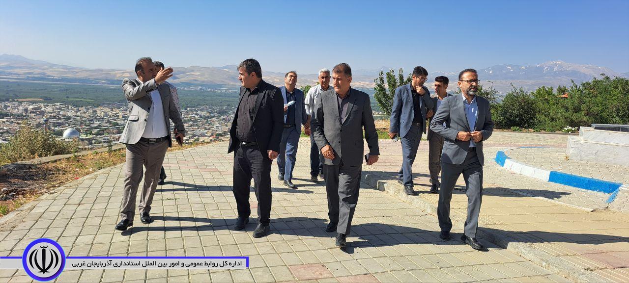 بازدید فرماندار و مدیر عامل برق استان از ط ح های در دست اقدام اداره برق اشنویه