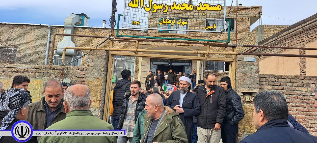 🔹تشییع و خاکسپاری شهید دلشاد رشید حسن آباد از شهدای حملات موشکی جنایتکاران رژیم صهیونیستی و استکبار جهانی با حضور اقشار مختلف مردم و مسئولان شهرستان