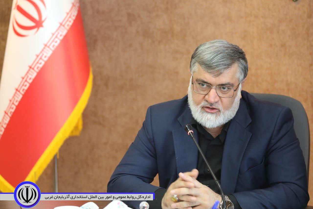 استاندار آذربایجان غربی: پایانه مرزی رازی خوی بزودی افتتاح می شود / توسعه پایانه های مرزی استان یک مطالبه مردمی است/ زیر ساخت های عبور زائران اربعین حسینی از مرز تمرچین آماده می شود