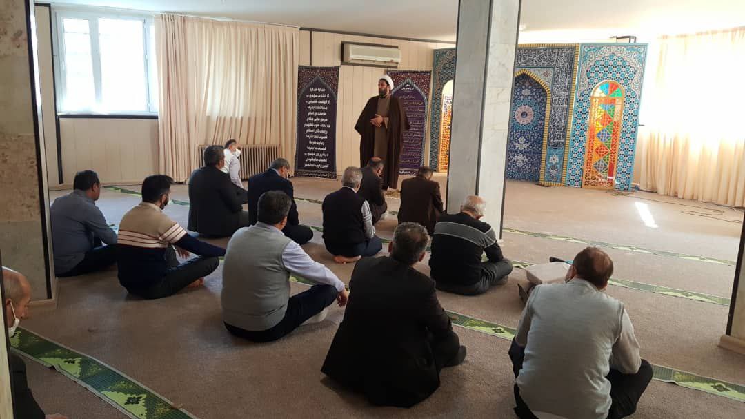 📷 مراسم بزرگداشت مرحوم حضرت آیتالله صافی گلپایگانی در محل نمازخانه استانداری آذربایجان غربی