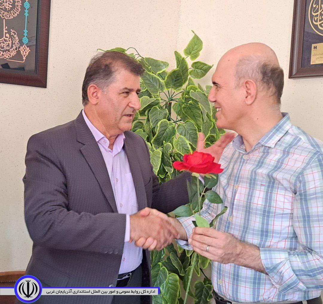 🔹دیدار و قدردانی سید علی ترابی فرماندار شهرستان اشنویه بهمراه فرمانده سپاه اشنویه از پزشکان بیمارستان اشنویه بمناسبت روز پزشک