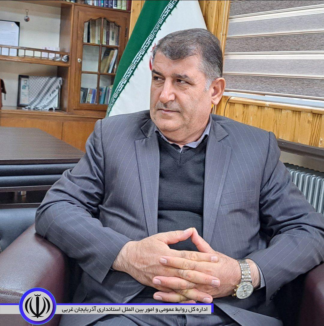 تجلیل فرماندار اشنویه از عوامل سرشماری عمومی کشاورزی شهرستان