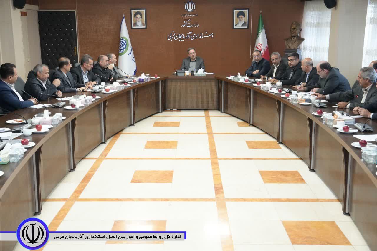 با حضور استاندار آذربایجان‌غربی انجام شد؛ برگزاری جلسه کارگروه شرایط اضطرار و آلودگی هوای آذربایجان‌غربی