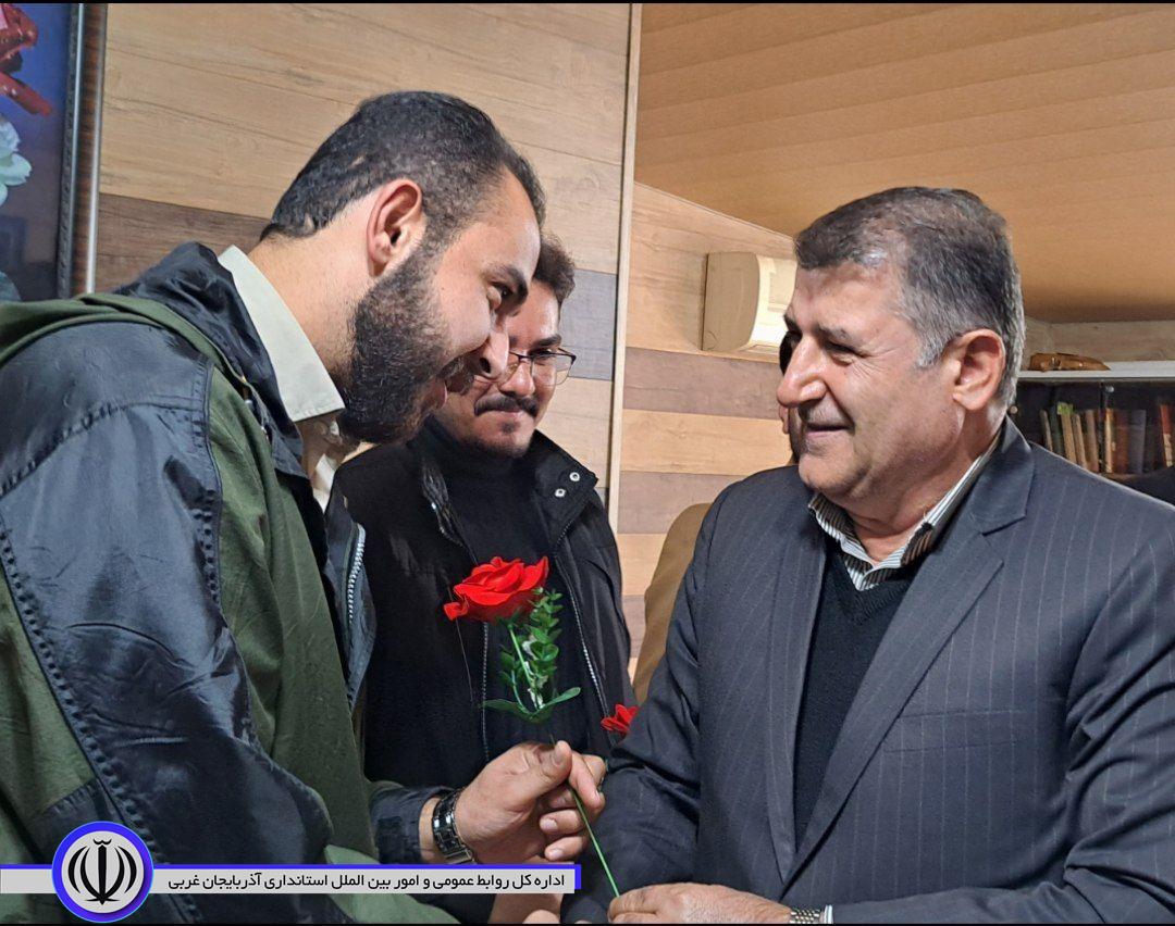 🔹آلبوم تصویری دیدار سید علی ترابی فرماندار شهرستان اشنویه بمناسبت 16 آذر روز دانشجو