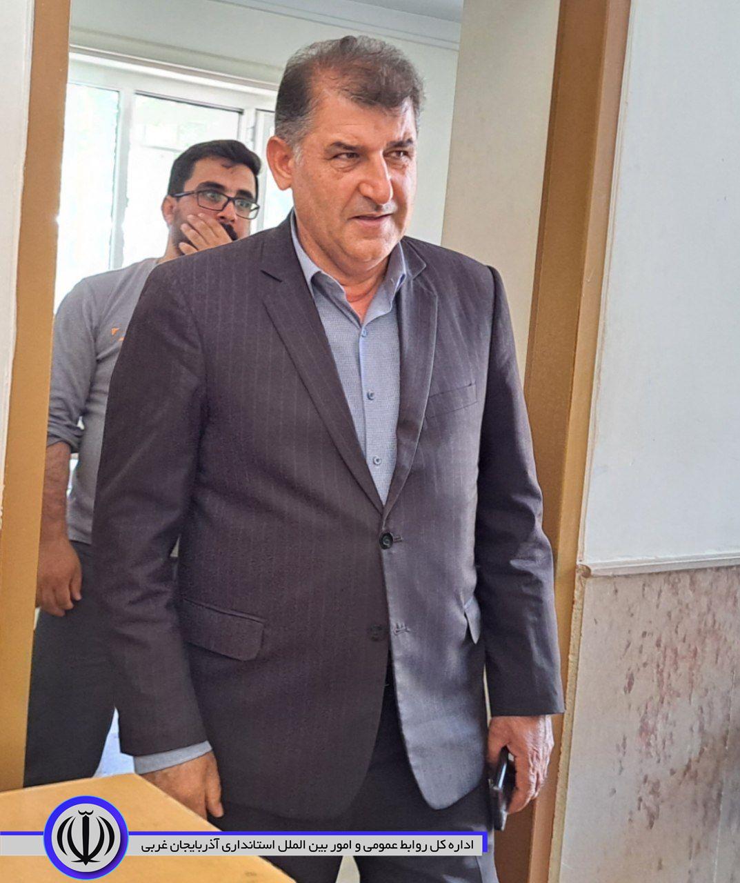 بازدید سرزده فرماندار از اداره منابع طبیعی و آبخیزداری شهرستان اشنویه