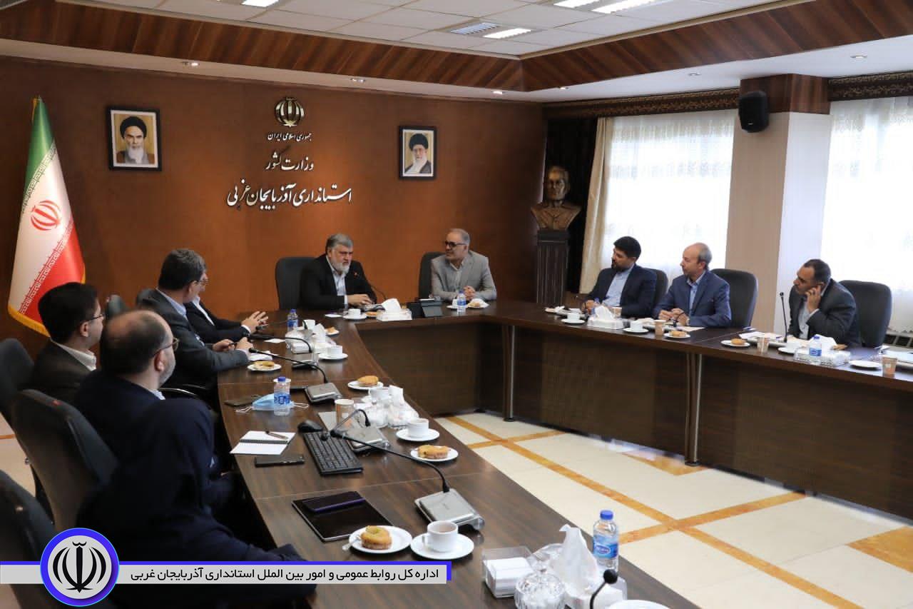 دیدار معاون وزیر صنعت، معدن و تجارت و رئیس سازمان زمینشناسی و اکتشافات معدنی کشور با استاندار آذربایجانغربی