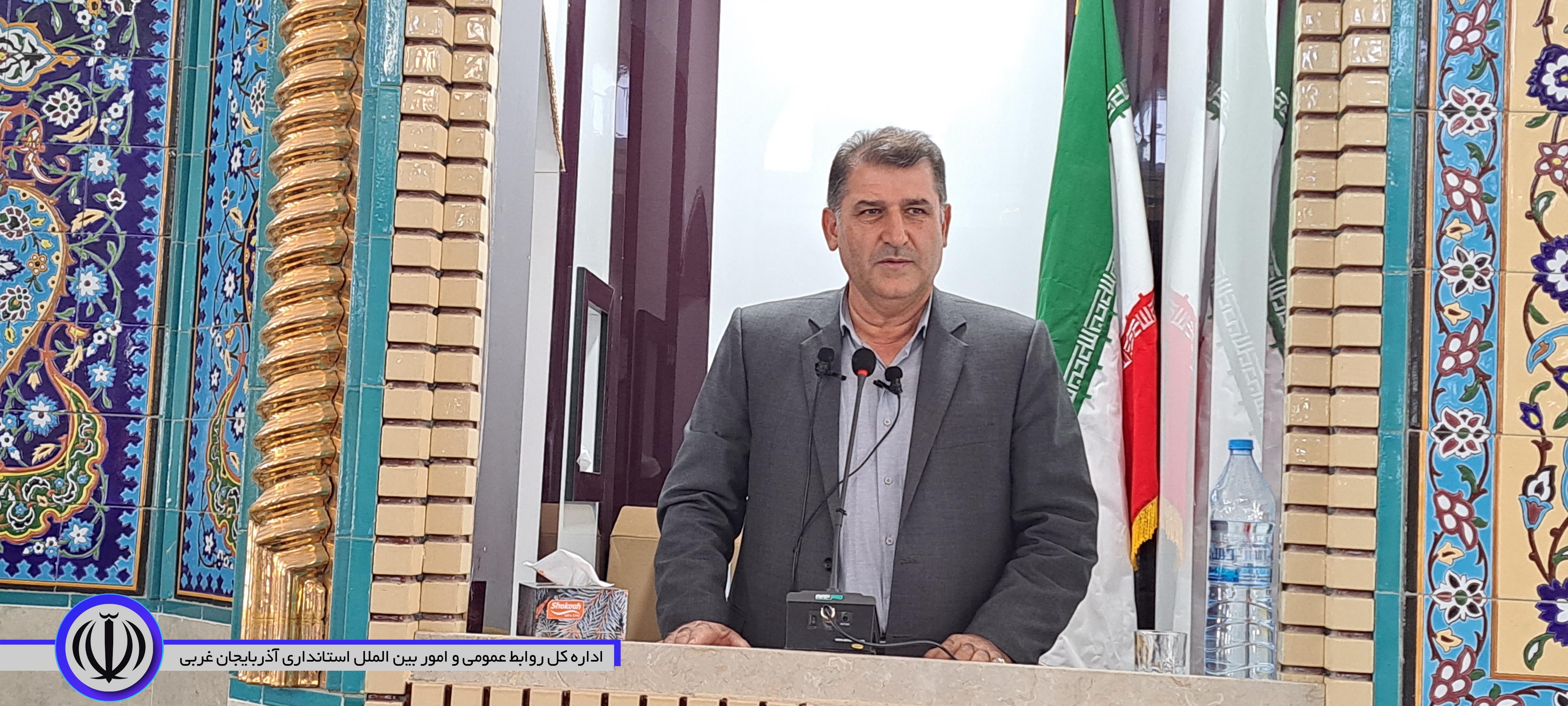 به مناسبت هفته دولت: سخنرانی فرماندار شهرستان اشنویه قبل از خطبه های نماز جمعه