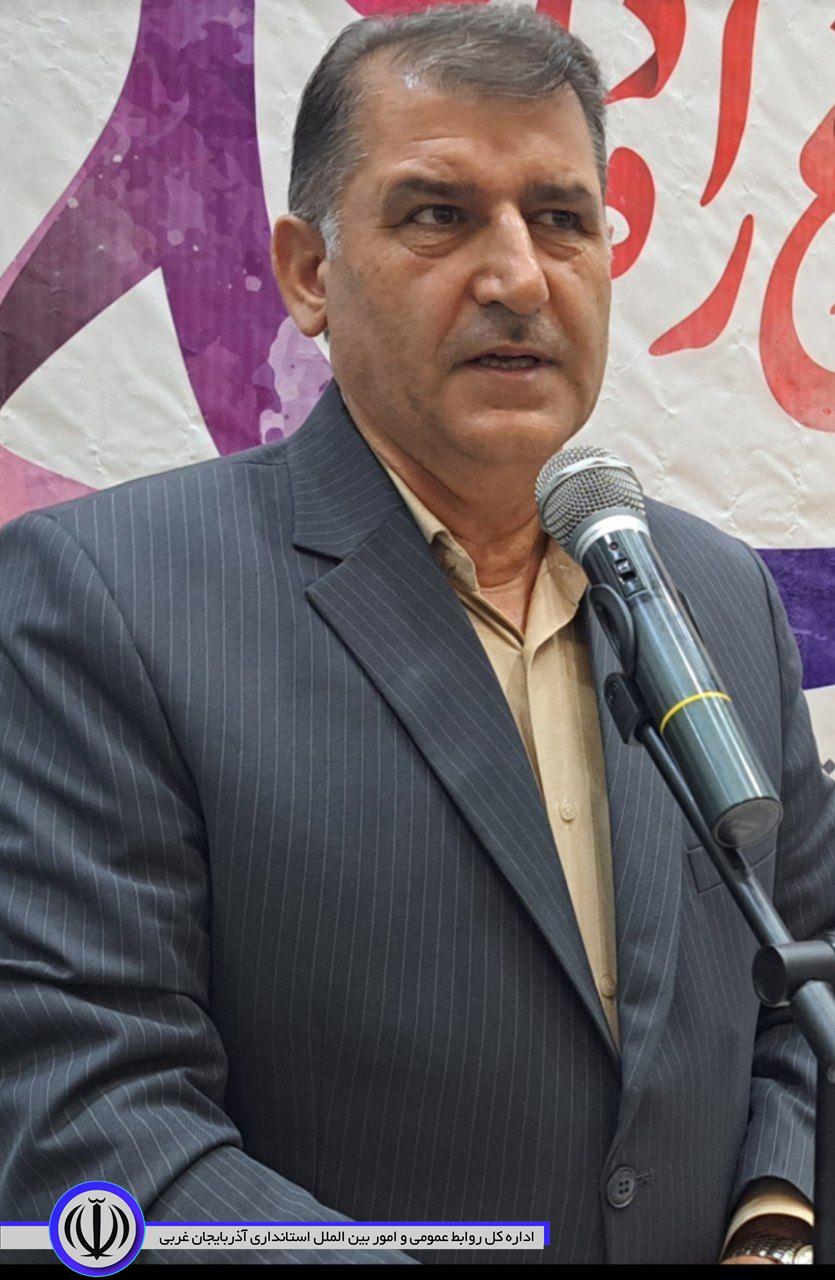 فرماندار اشنویه در همایش روز معلم:تربیت فرزندانی سالم انقلابی و کار آمد ماحصل تلاش معلمان است