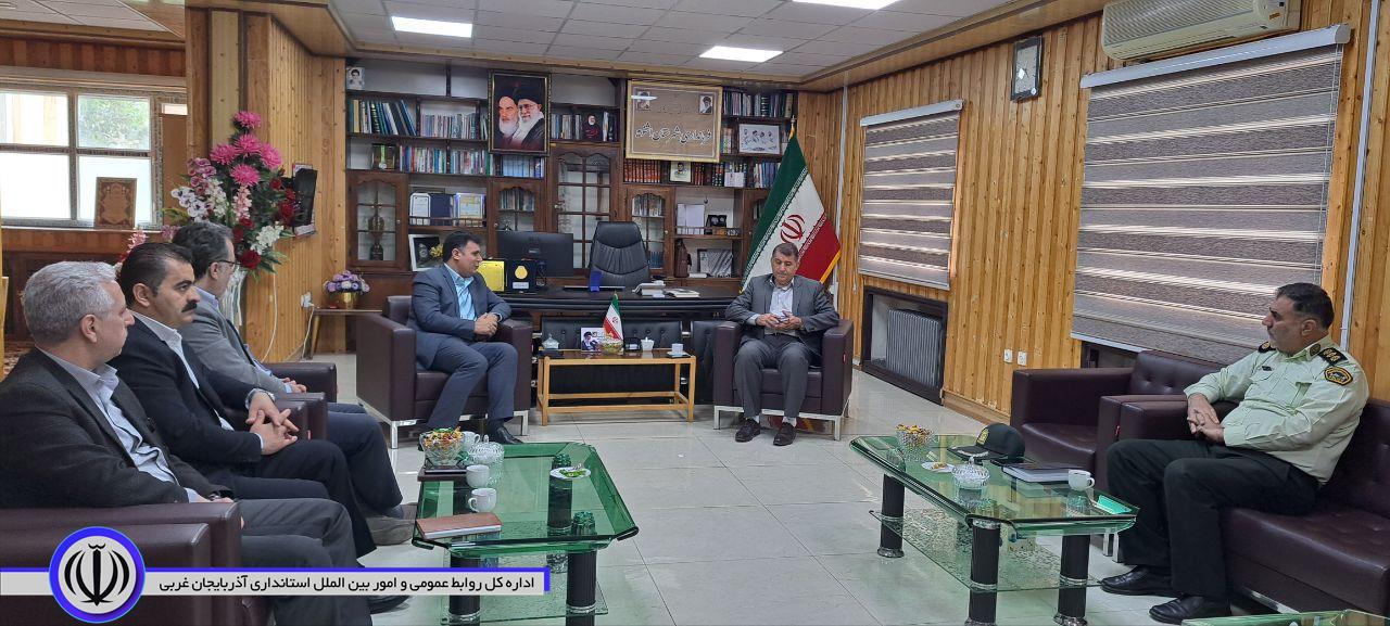 دیدار دکتر جباری رییس دانشگاه پیام نور آذربایجانغربی با سید علی ترابی فرماندار شهرستان و بررسی مشکلات دانشگاه پیام نور اشنویه
