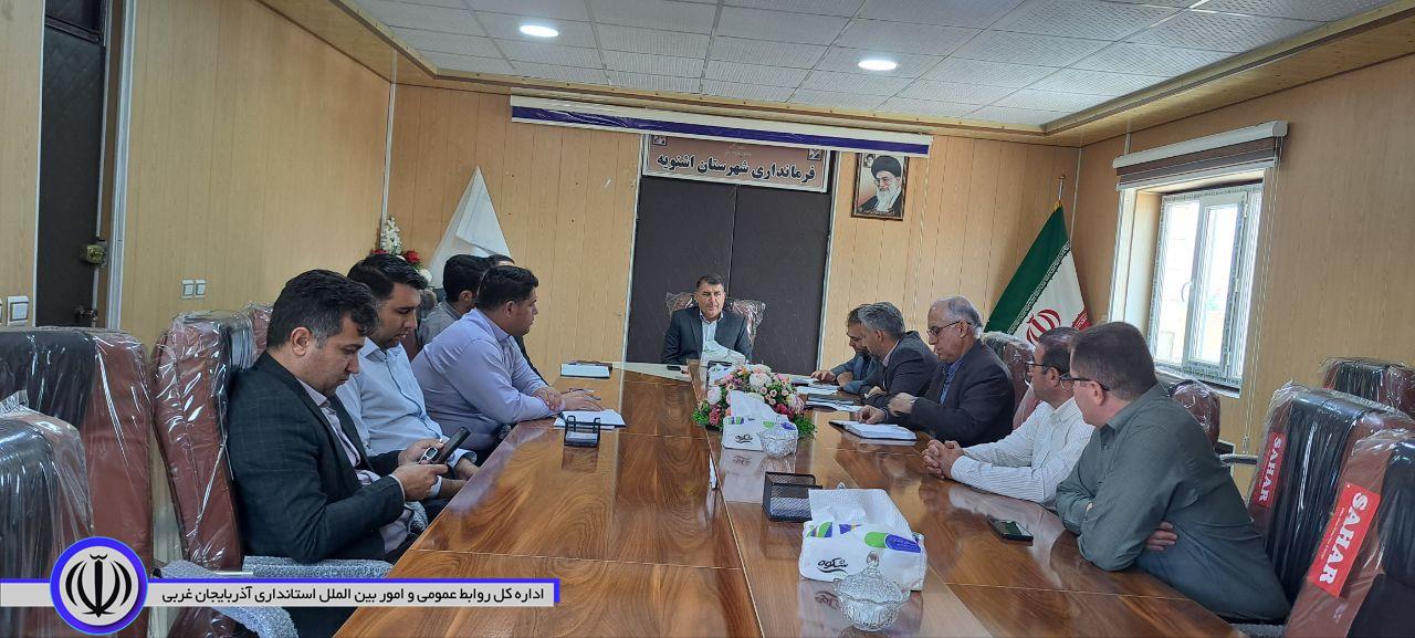 نظارت کامل ستاد تنظیم بازار شهرستان و کارگروه آرد و نان بر بازار و واحدهای نانوایی /برخورد قاطع و بدون اغماض با گرانفروشان و محتکرین در اشنویه