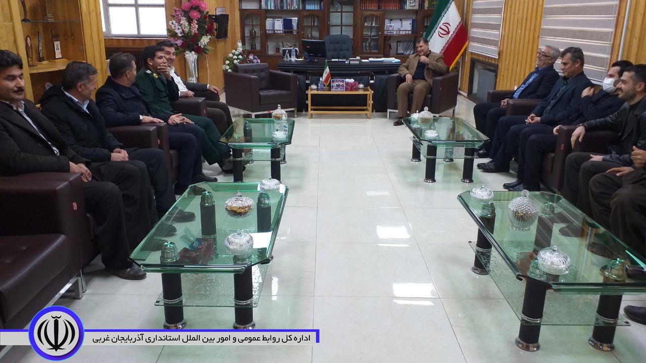 💢دیدار فرمانده سپاه اشنویه بهمراه رئیس ایل هرکی با فرماندار اشنویه