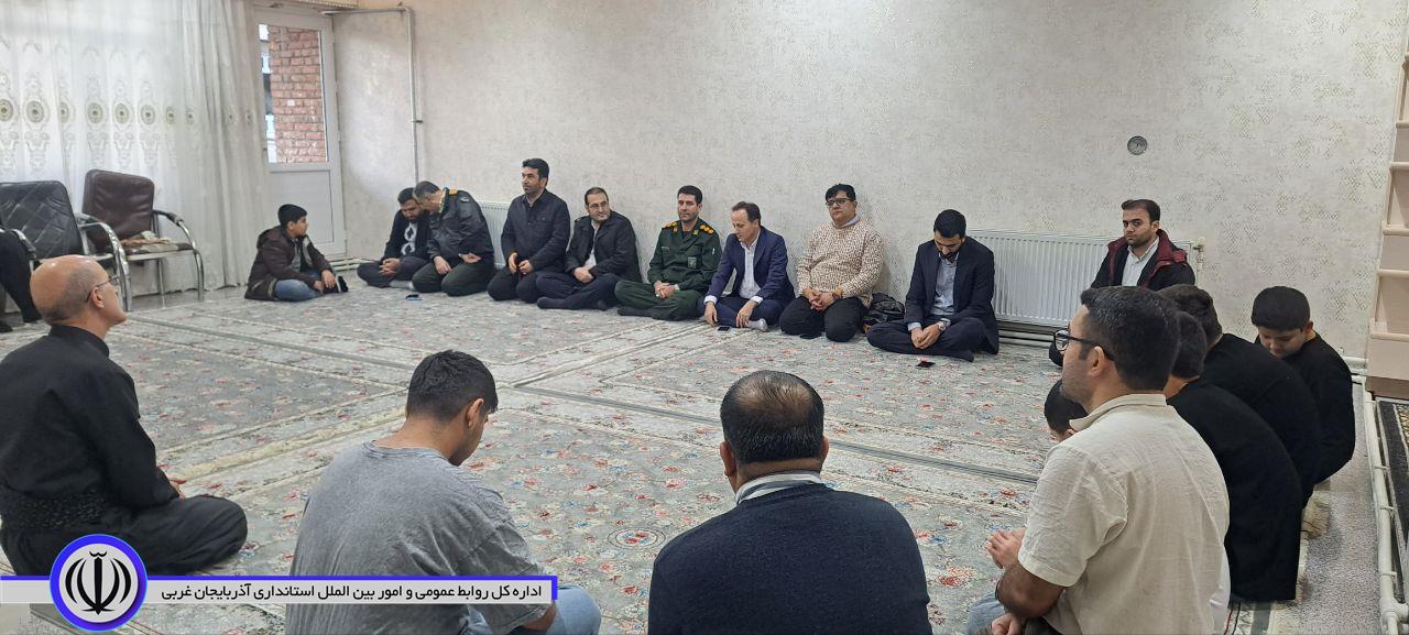 یلدای همدلی و مهربانی در اشنویه  دیدار یلدایی سرپرست فرمانداری اشنویه باایتام و کودکان بی سرپرست