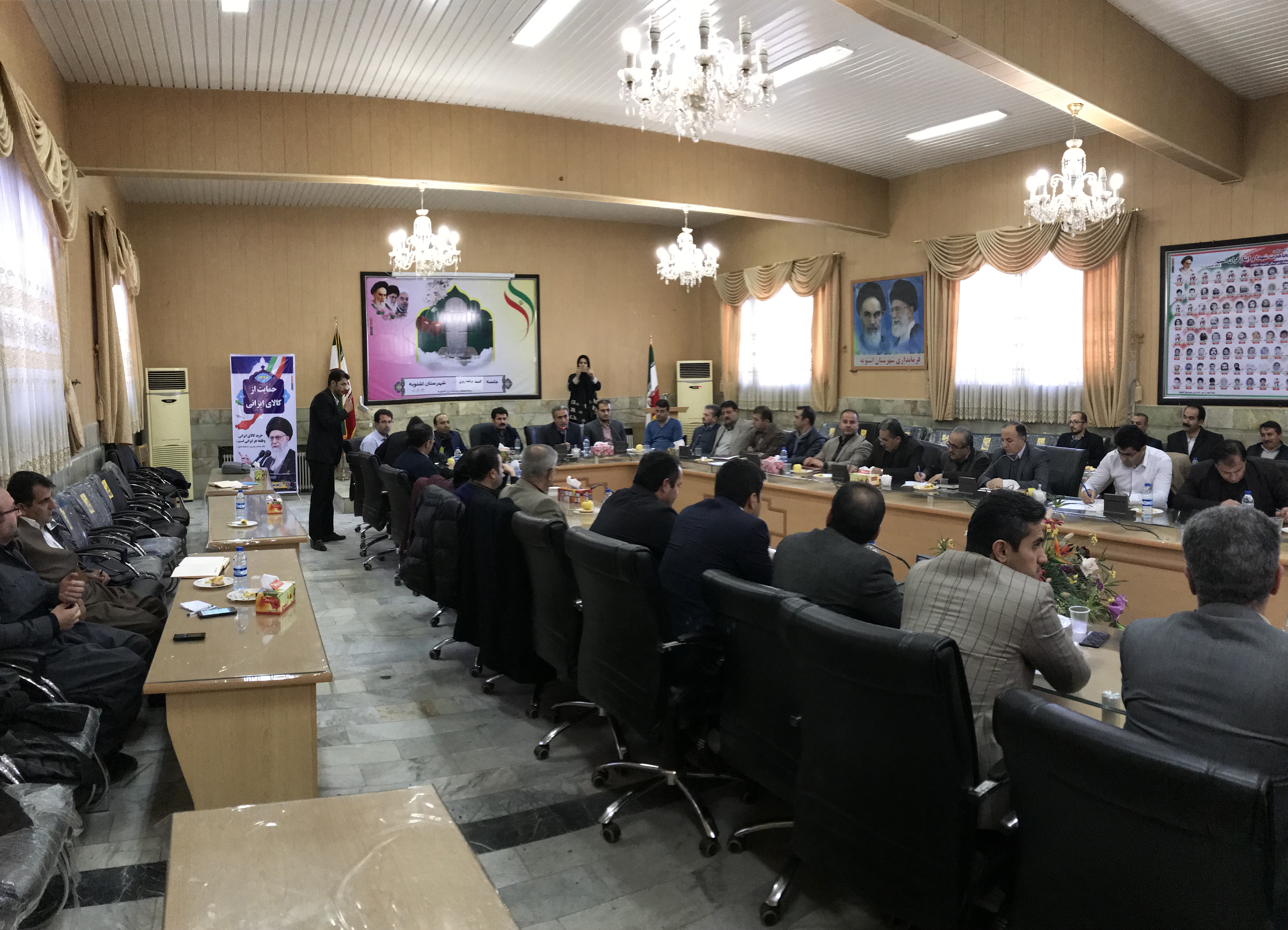برگزاری جلسه کمیته برنامه ریزی شهرستان اشنویه با حضور رییس سازمان مدیریت و برنامه ریزی استان