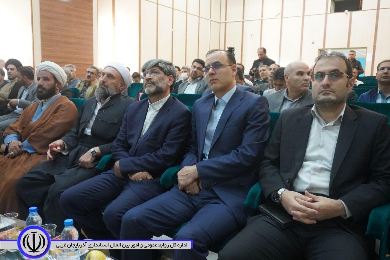 رییس کل دادگستری استان:تمامی مجموعه‌ها در امر تامین امنیت با دقت، جدّیت و قاطعانه ورود کنند و هیچ مماشاتی با افرادی که قصد خدشه‌دار کردن این امنیت را دارند نداشته باشند