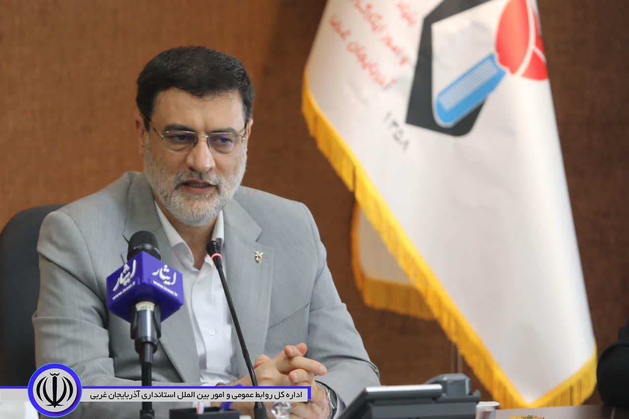 زمینه اشتغال ایثارگران فاقد شغل فراهم می شود/ گلزار شهدا باید به مراکز فرهنگی تبدیل شوند