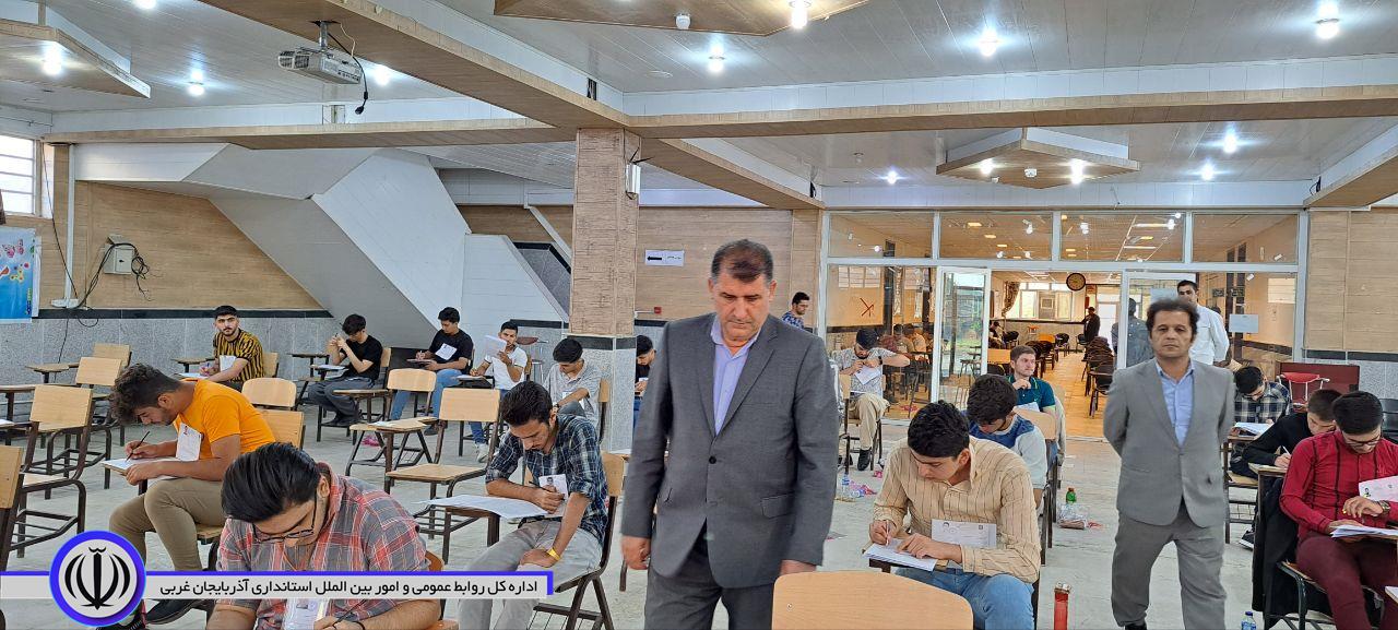 بازدید فرماندار از روند بر گزاری کنکور سراسری سید علی ترابی فرماندار شهرستان اشنویه صبح امروز با حضور در دانشگاه پیام نور شهرستان از روند برگزاری کنکور
