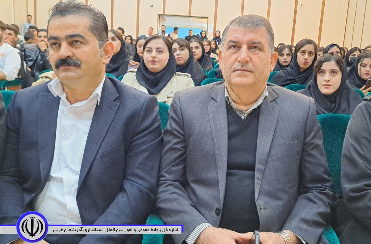 🔹آیین گرامیداشت 16 آذر روز دانشجو با حضور سید علی ترابی فرماندار شهرستان اشنویه و تعدادی از مسئولان شهرستان در سالن اجتماعات اداره فرهنگ و ارشاد اسلامی اشنویه