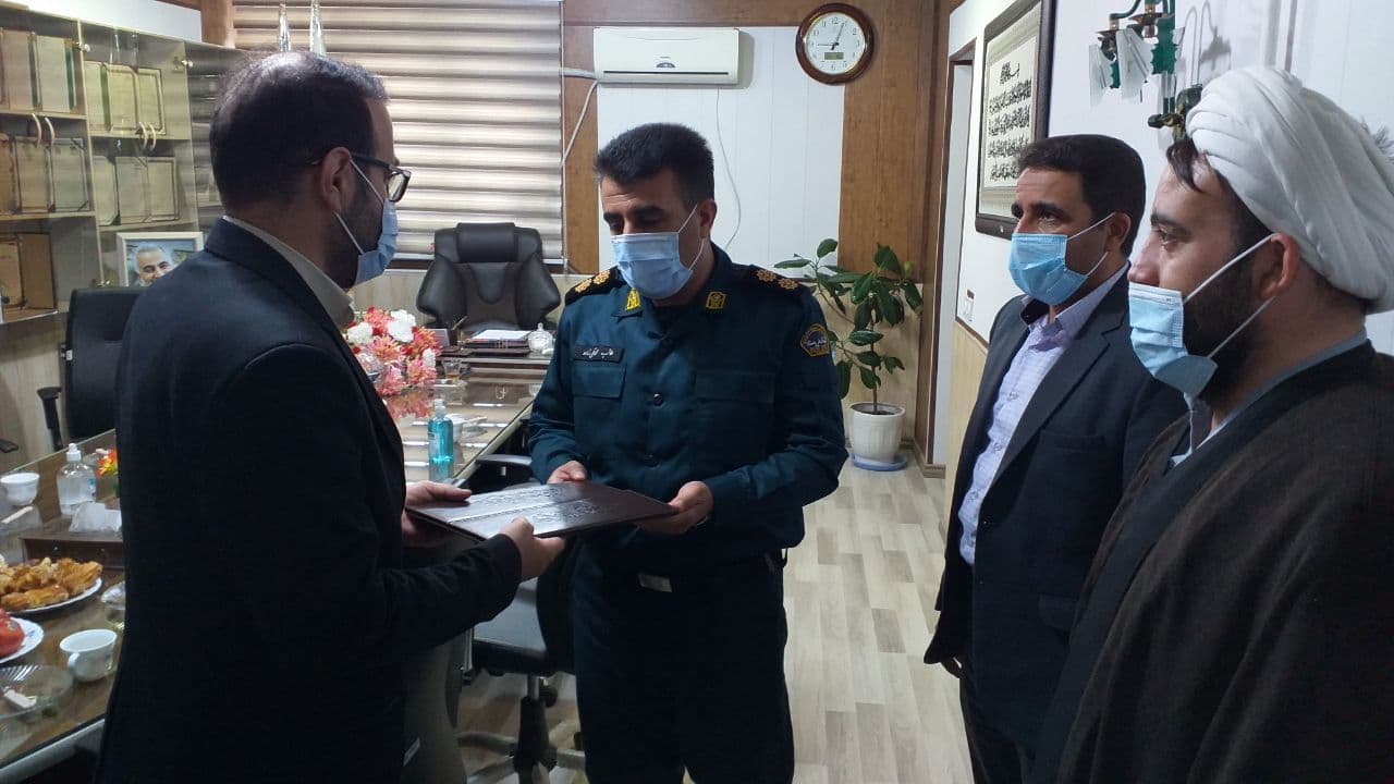 دیدار فرماندار اشنویه با فرمانده نیروی انتظامی به مناسبت هفته نیروی انتظامی