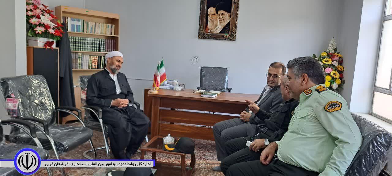 دیدار سرپرست فرمانداری اشنویه با حاج ماموستا عباس رسولی امام جمعه اشنویه