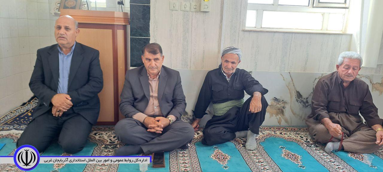 دیدار فرماندار شهرستان اشنویه با اهالی روستای بیژن آباد