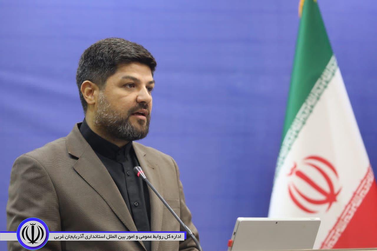 معاون هماهنگی امور عمرانی استاندار آذربایجان غربی: در هفته دولت امسال 683 پروژه عمرانی افتتاح یا کلنگ زنی شده است / مدیران دستگاه های اجرایی پیگیر جذب اعتبارات عمرانی و مصوبات سفر ریاست جمهوری باشند