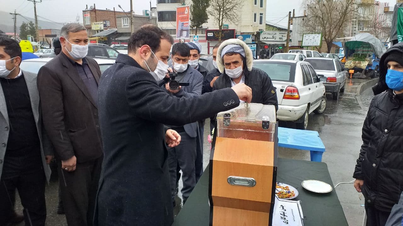 حضور فرماندار اشنویه بهمراه مسئولین ادارات در جشن نیکوکاری
