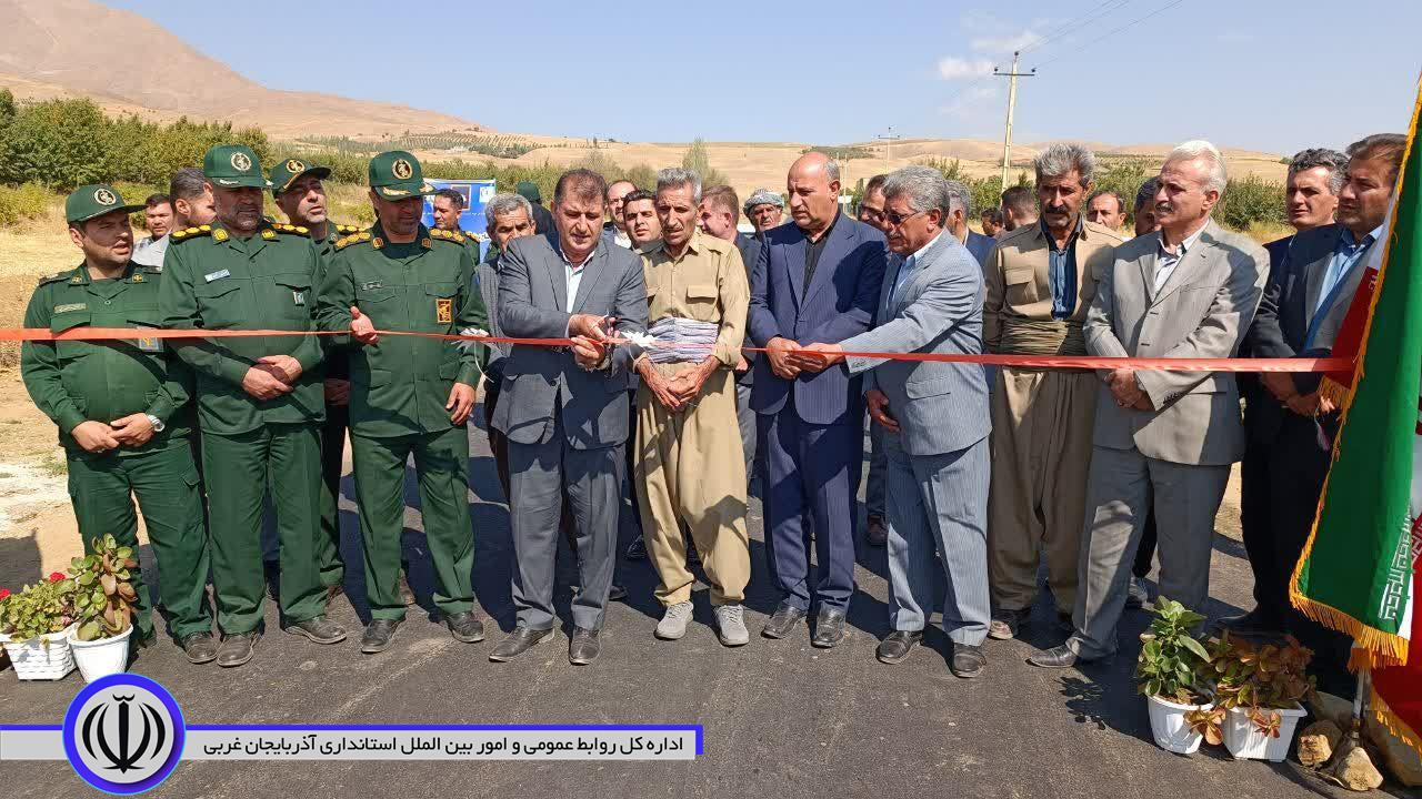 افتتاح آسفالت راه روستای شاهین آباد