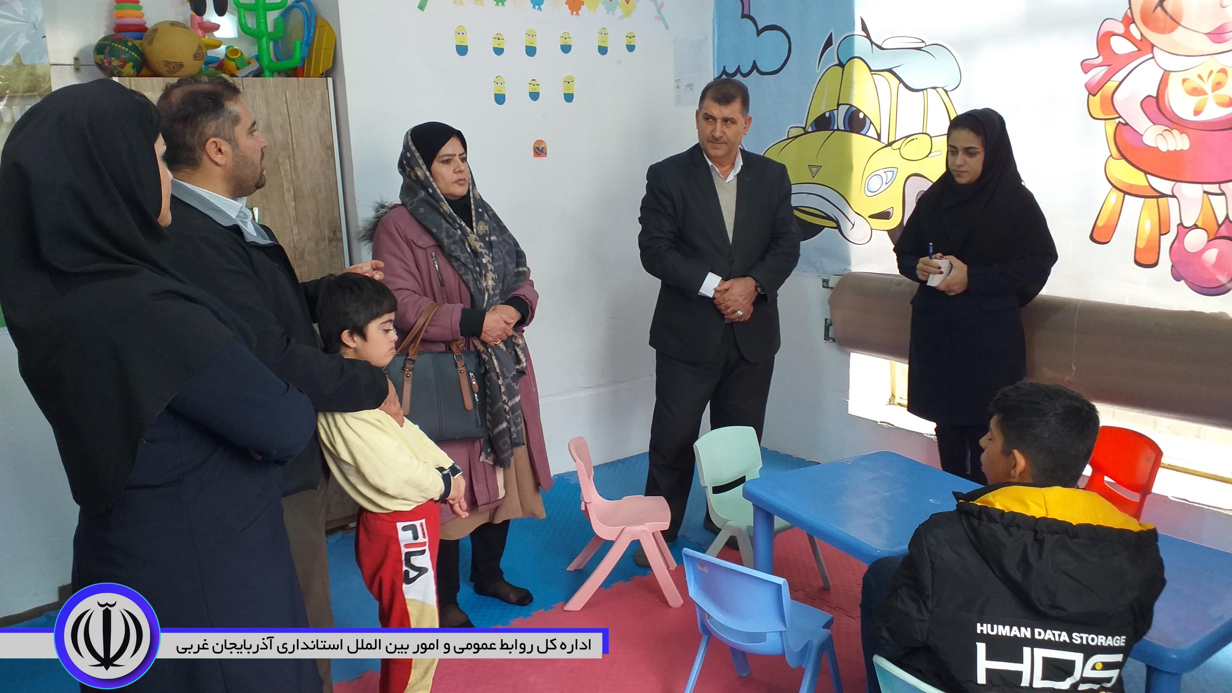 بازدید فرماندار اشنویه از مرکز آموزشی و توانبخشی کم توان ذهنی زیر 14 سال بهار زندگی در اشنویه