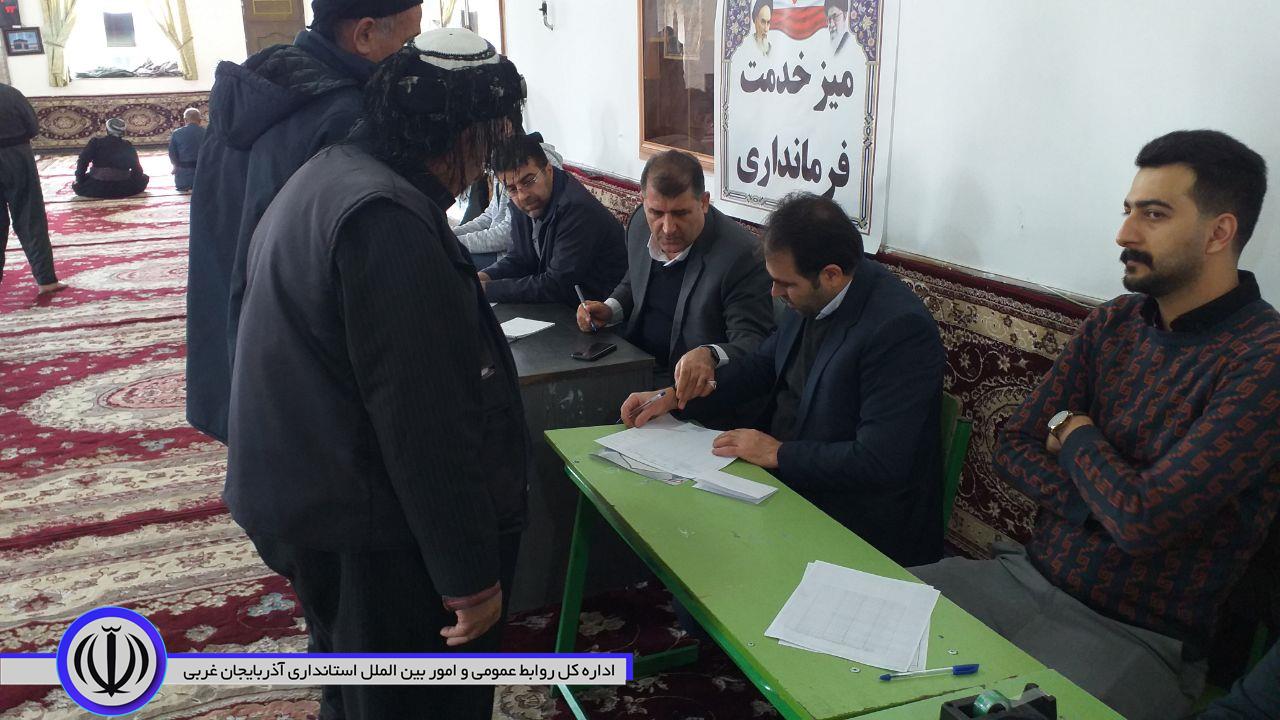 میز ارتباطات مردمی در نماز جمعه شهر نالوس