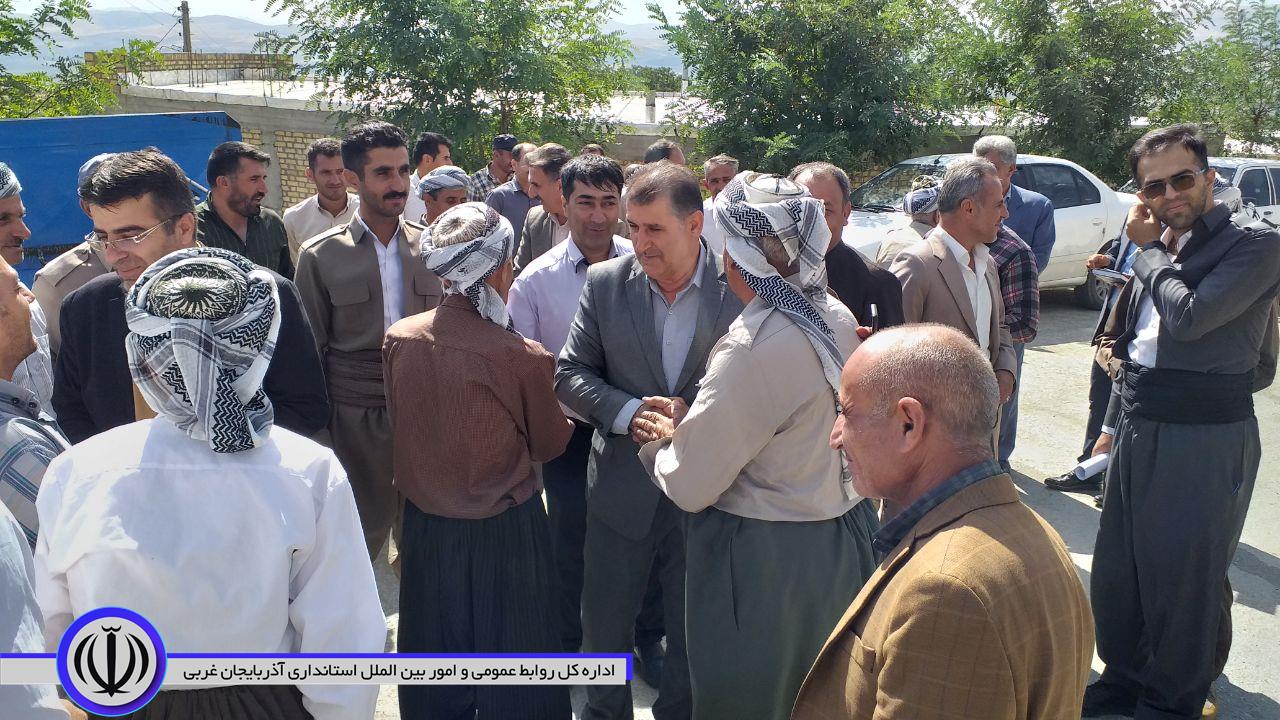 بازدید فرماندار از روستای بیمضرته