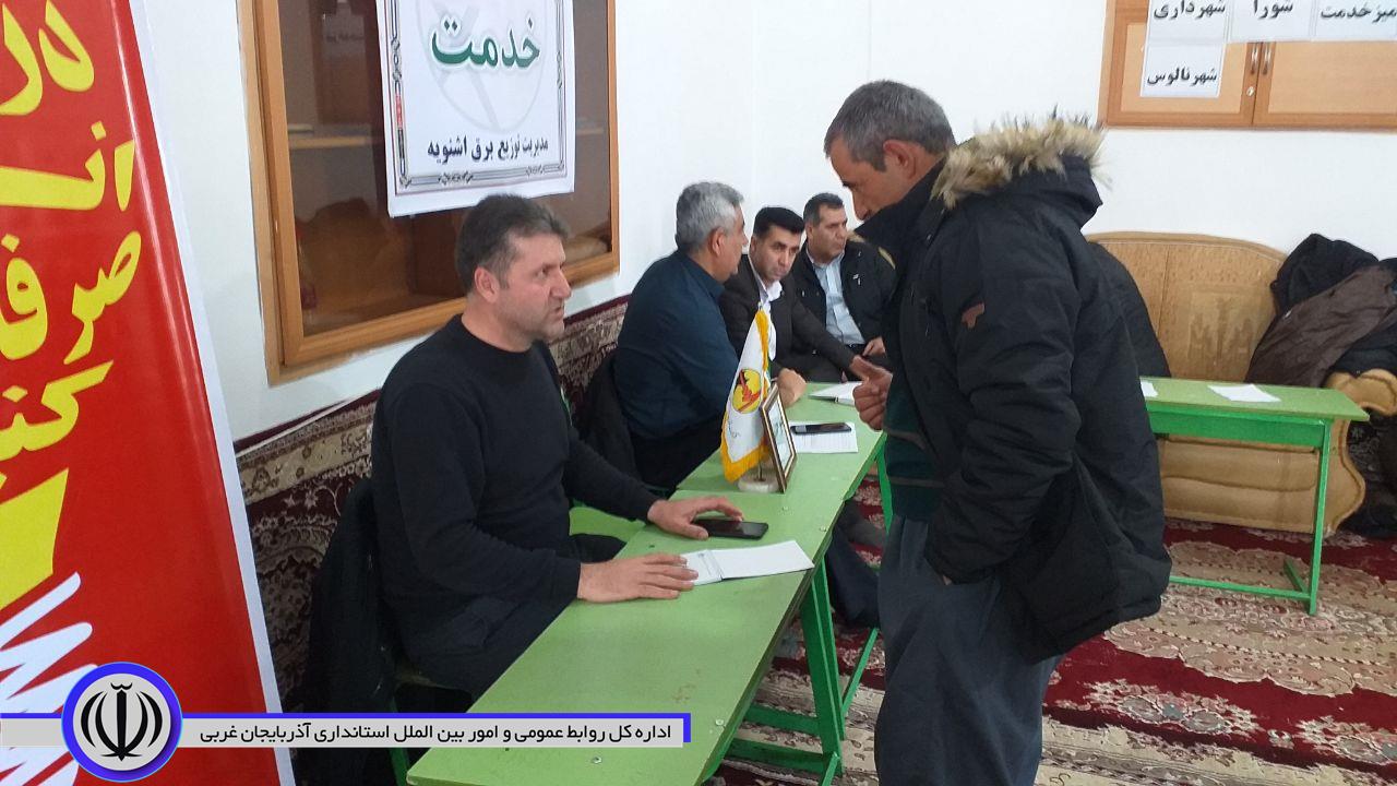میز ارتباطات مردمی در نماز جمعه شهر نالوس