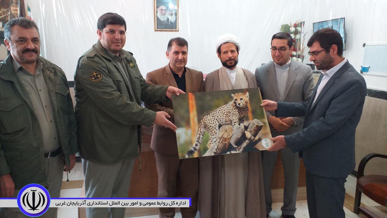 دیدار فرماندار شهرستان بهمراه مدیرکل حفاظت محیط زیست استان با رئیس دادگستری و دادستان اشنویه
