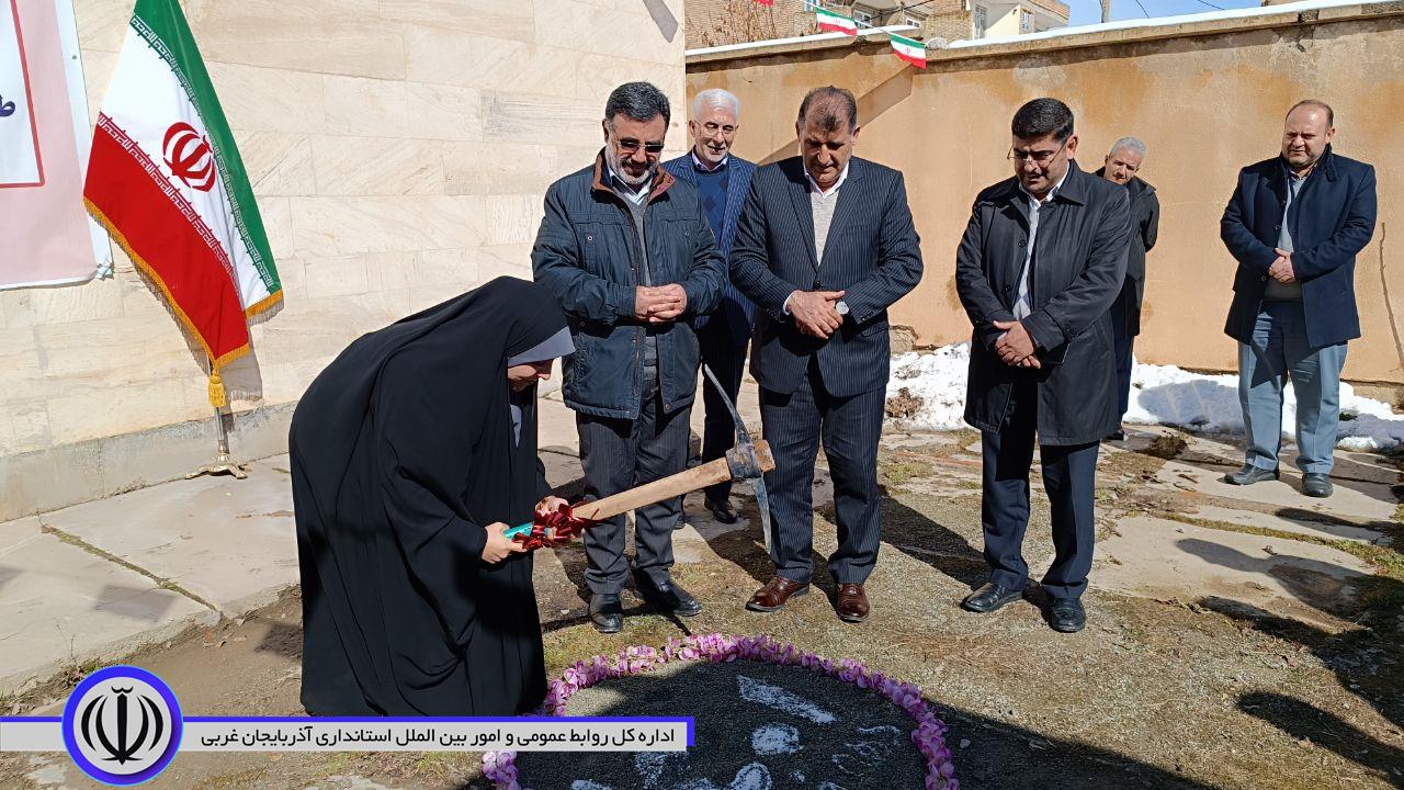 کلنگ زنی طرح کتابخانه عمومی