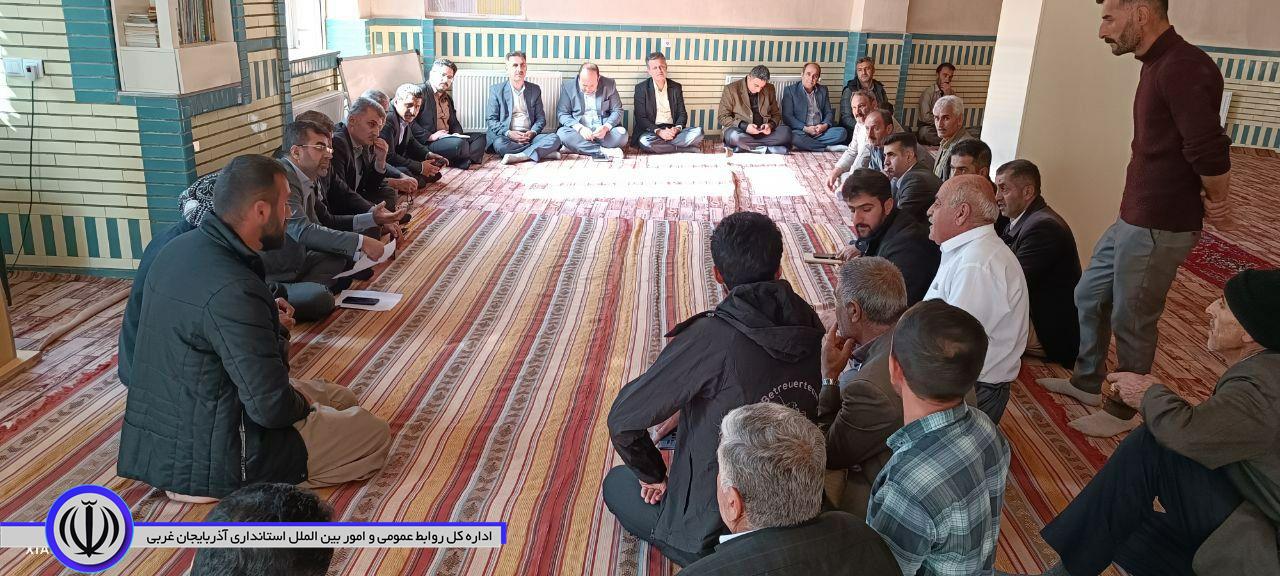 بازدید فرماندار از روستای دورود