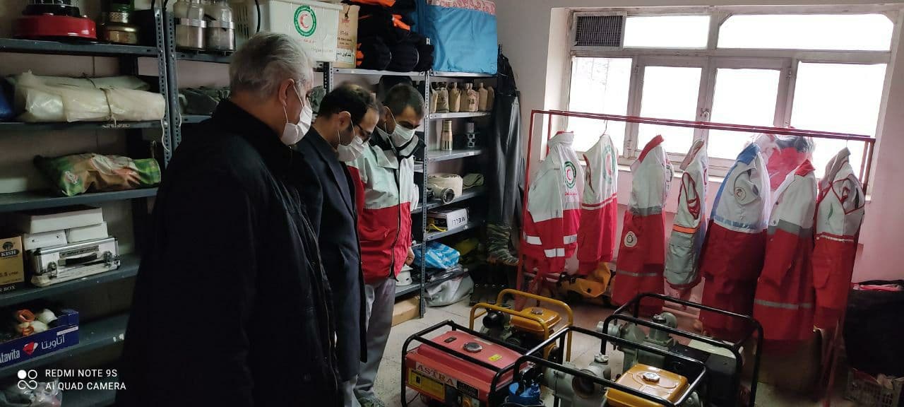 بازدید "دکتر مام عزیزی" فرماندار اشنویه بهمراه معاون محترم برنامه ریزی و هماهنگی امور عمرانی فرمانداری از ادارات عضو ستاد پیشگیری،هماهنگی و فرماندهی عملیات پاسخ به بحران شهرستان جهت هماهنگی و بررسی تج