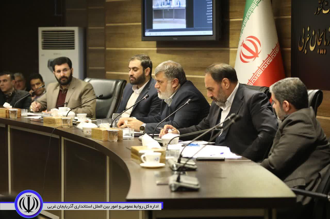 آلبوم تصویری / برگزاری جلسه کارگروه اقتصادی، اشتغال و سرمایه گذاری آذربایجانغربی