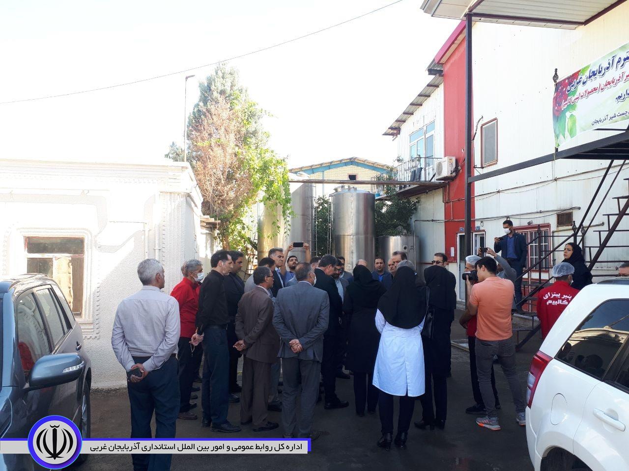 آلبوم تصویری / بازدید معاون هماهنگی امور اقتصادی استاندار آذربایجان غربی از دو واحد تولیدی در ارومیه