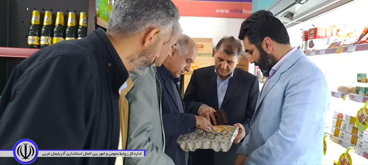 ازدید سید علی ترابی فرماندار شهرستان اشنویه و اعضای ستاد تنظیم بازار از فروشگاه ها و واحدهای صنفی در قالب طرح نظارت نوروزی