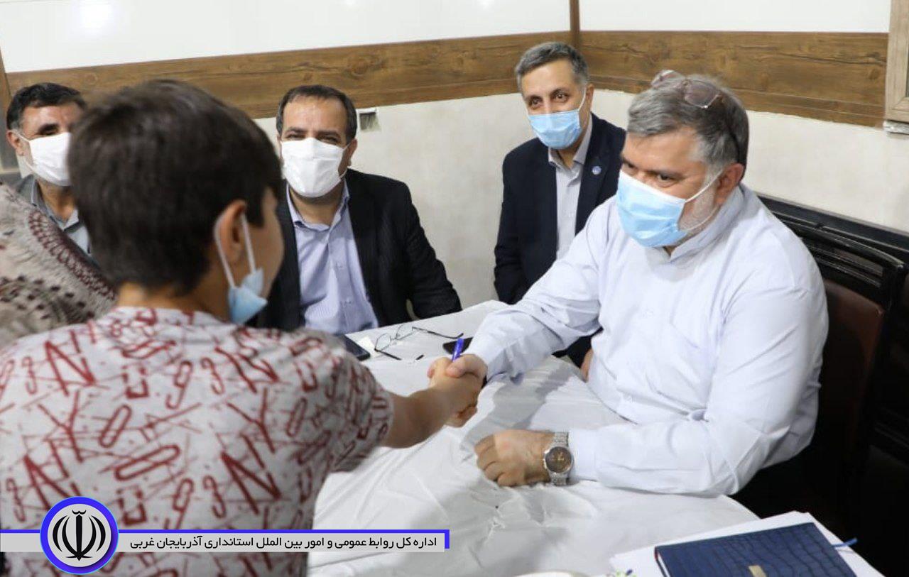 آلبوم تصویری / دیدار چهره به چهره استاندار آذربایجان غربی با تعدادی از اقشار مختلف مردم