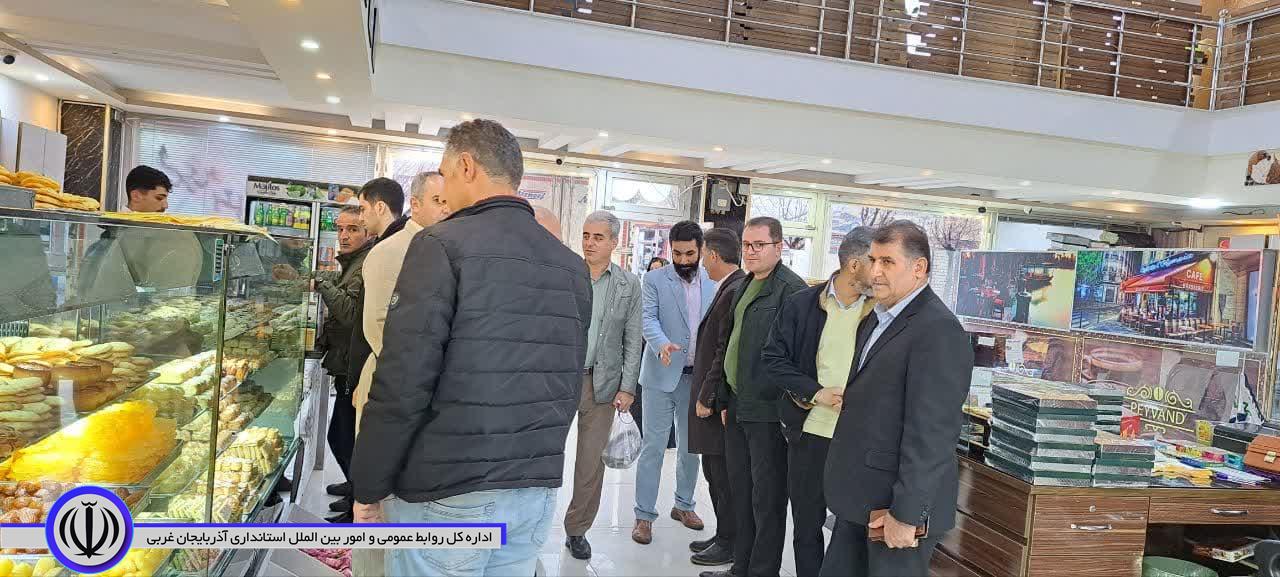 ازدید سید علی ترابی فرماندار شهرستان اشنویه و اعضای ستاد تنظیم بازار از فروشگاه ها و واحدهای صنفی در قالب طرح نظارت نوروزی