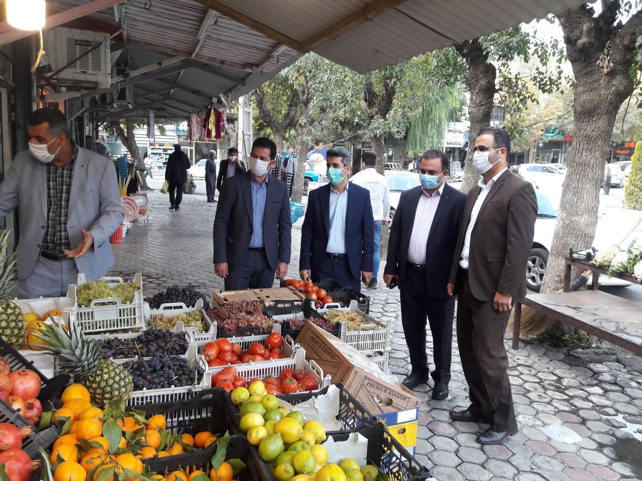 بازدید دکتر تمری معاون محترم سیاسی، امنیتی و اجتماعی فرمانداری بهمراه دکتر زرزا مدیریت محترم شبکه بهداشت و درمان و حاج رئوف سلطانی رئیس اتاق اصناف اشنویه از اصناف و بازاریان در خصوص رعایت پروتکل های ب