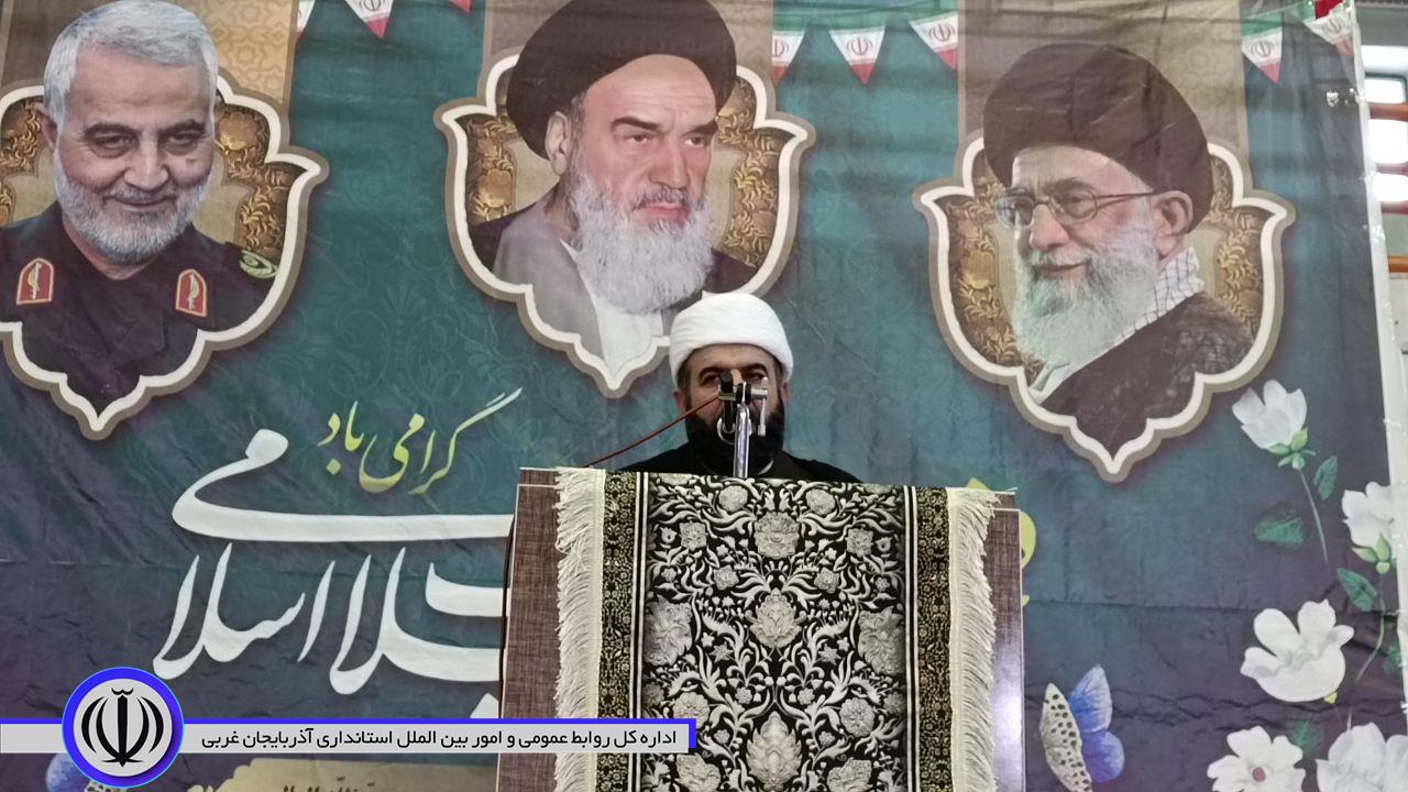 مراسم بزرگ جشن انقلاب